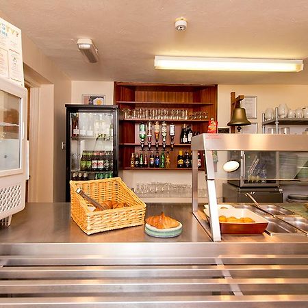 Yha Eyam Hostel Eksteriør bilde