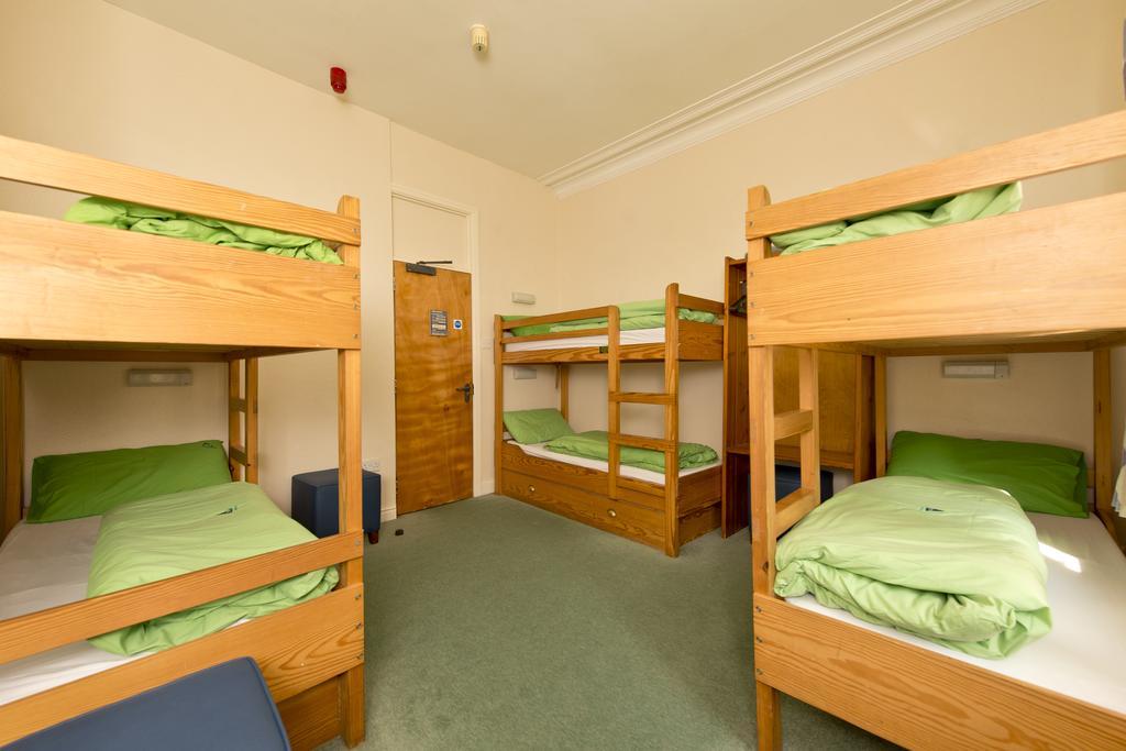 Yha Eyam Hostel Eksteriør bilde