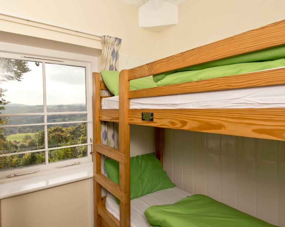 Yha Eyam Hostel Eksteriør bilde