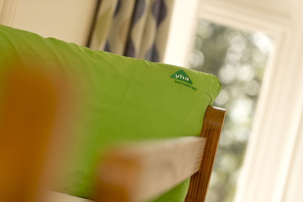 Yha Eyam Hostel Eksteriør bilde