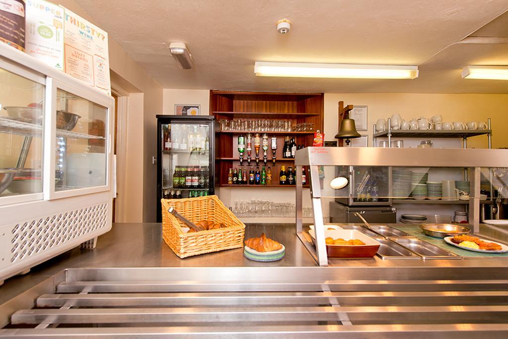 Yha Eyam Hostel Eksteriør bilde